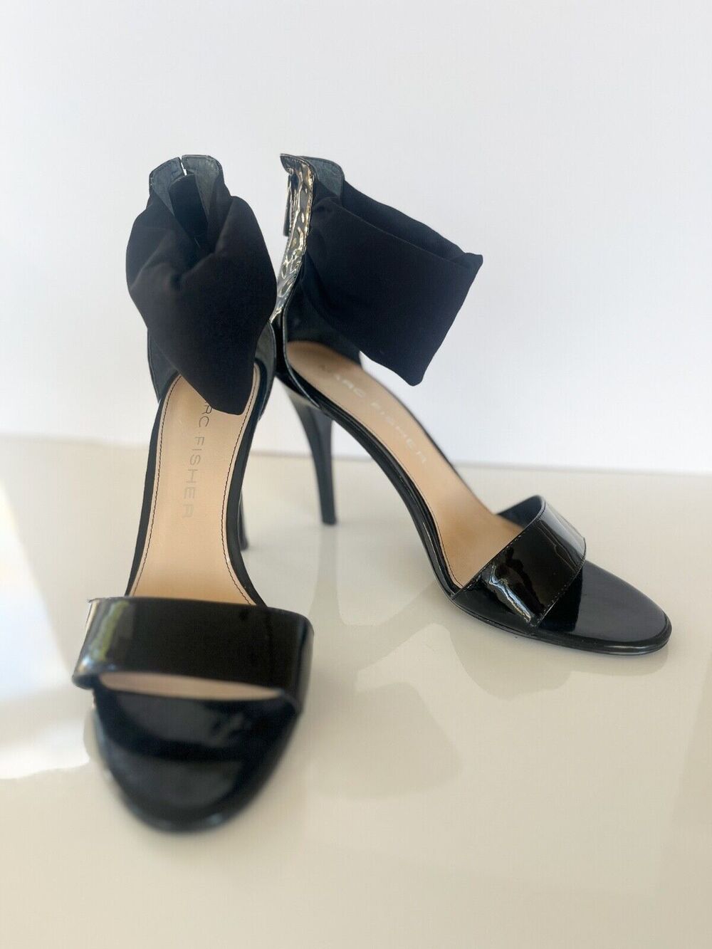 Marc Fisher Smores Black Patent Leather Stiletto Heels size 9